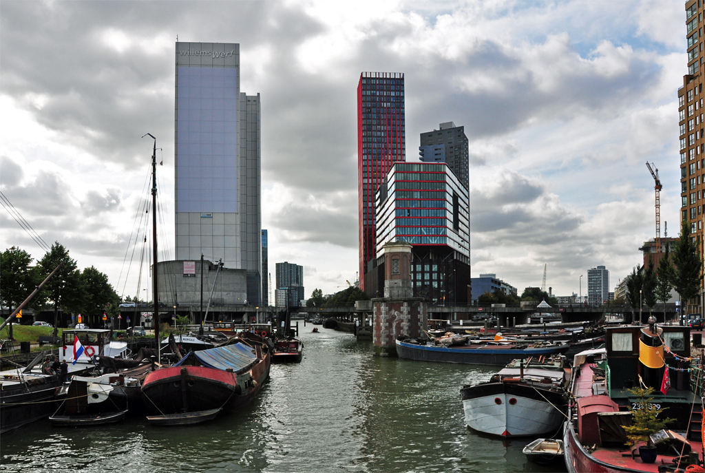 Rotterdam - Haringsvliet mit kleinem Hafen und Hochhusern - 15.09.2012