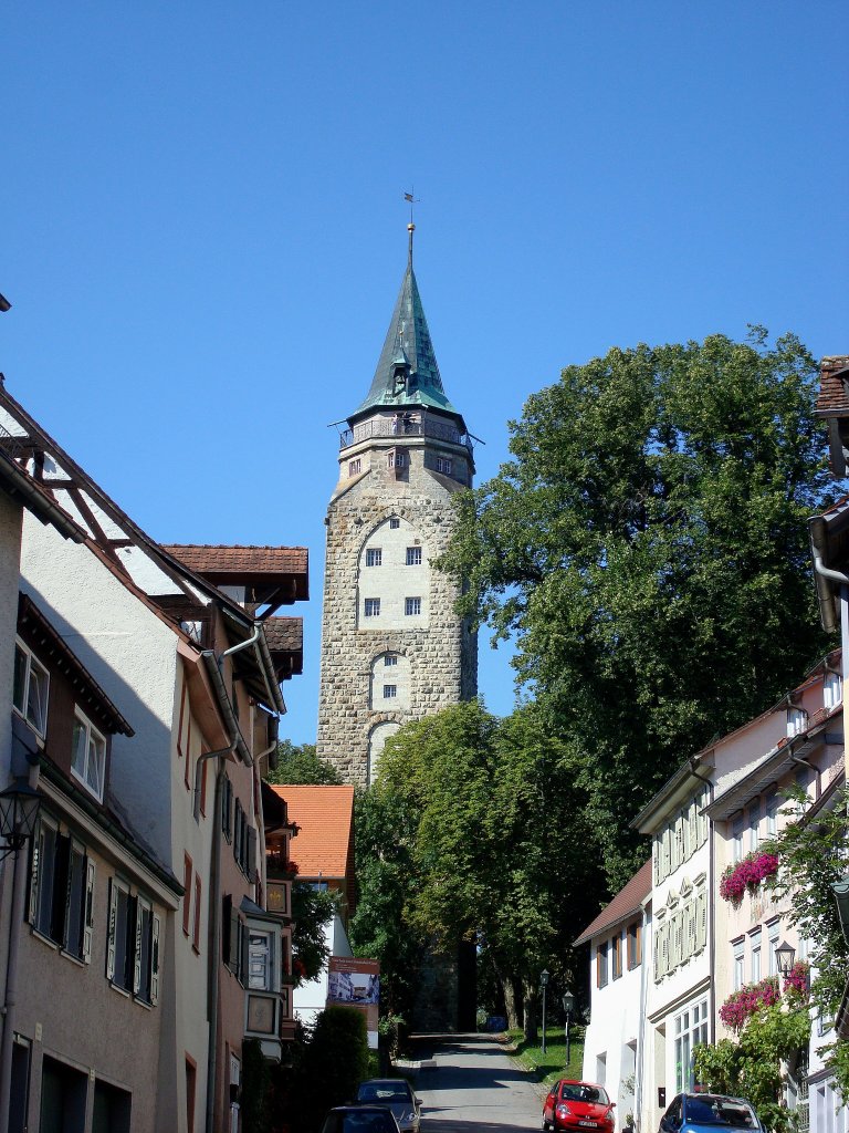 Rottweil, die lteste Stadt in Baden-Wrttemberg,
der  Hochturm  wurde im 13.Jahrhundert am hchsten Punkt der Stadt als Wach-und Gefngnisturm erbaut, 1556 auf 54m aufgestockt,
mit Aussichtsgalerie,
Aug.2010