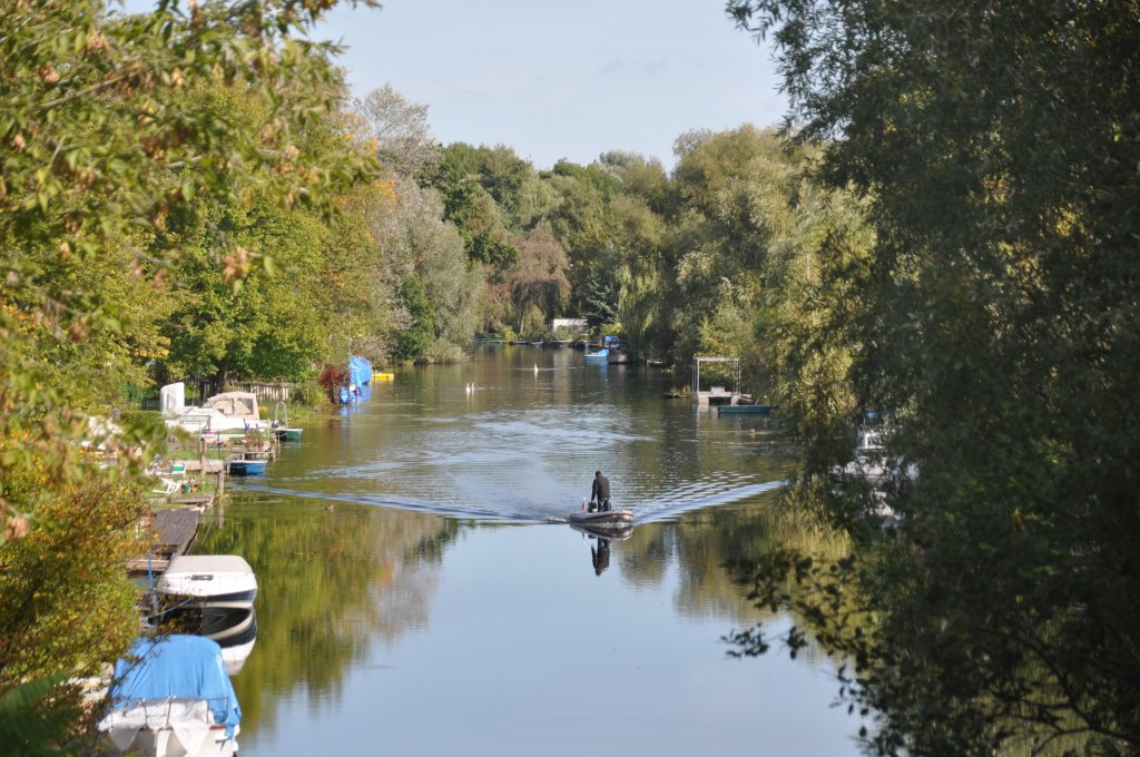 RDERSDORF bei Berlin (Landkreis Mrkisch-Oderland), 22.09.2010, Blick auf den Kalkgraben in nrdlicher Richtung