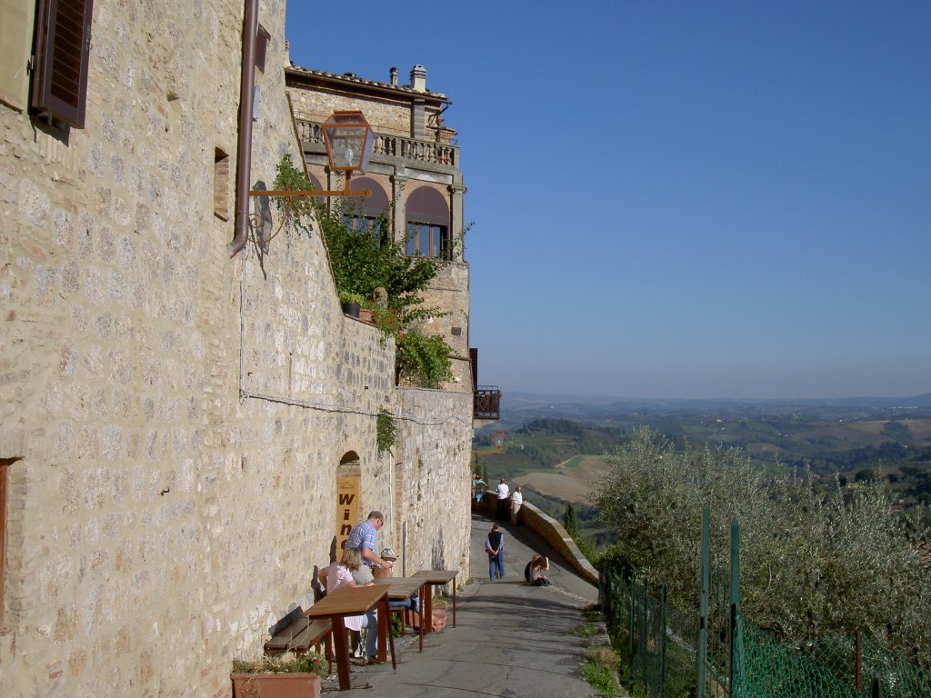 San Gimignano, Rundweg um die Stadtmauer (11.10.2006)