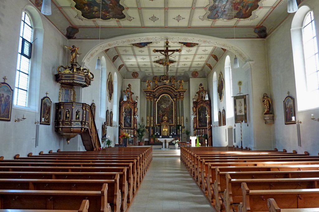 Schemmerhofen, Blick in die Wallfahrtskirche mit wertvoller Ausstattung, Aug.2012