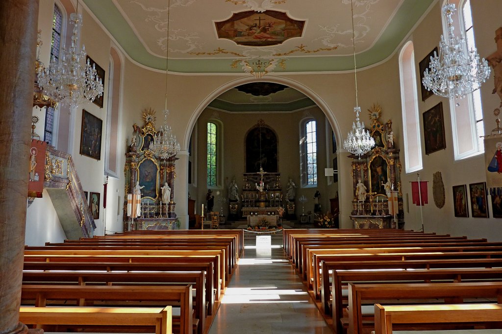 Schliengen im Markgrflerland, Innenraum der barocken St.Leodegar-Kirche, Okt.2011