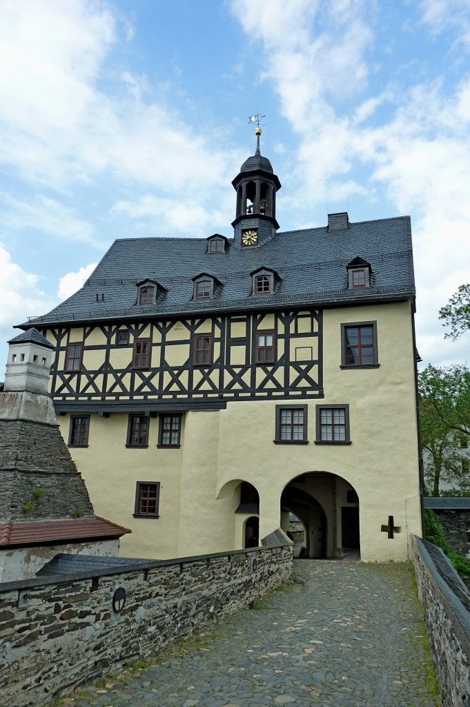 Schlo Burgk, das Torhaus vom Innenbereich aus gesehen, Mai 2012