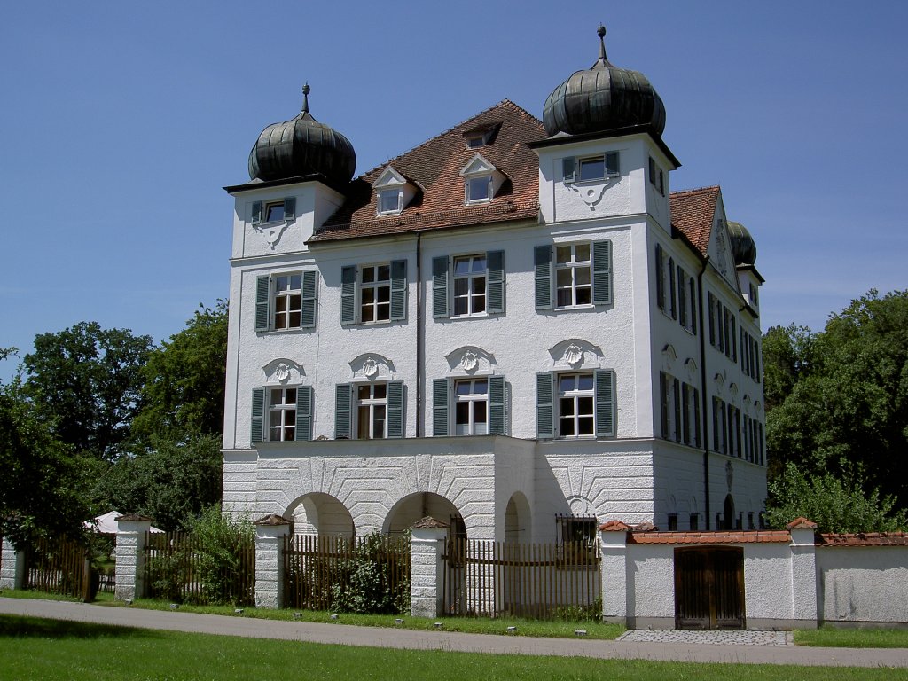Schloss Elmischwang in Wollmetshofen, erbaut von 1902 bis 1903 durch die Freiherrn 
von Aufse, Architekt Johann Rieperdinger, Kreis Augsburg (23.07.2012)