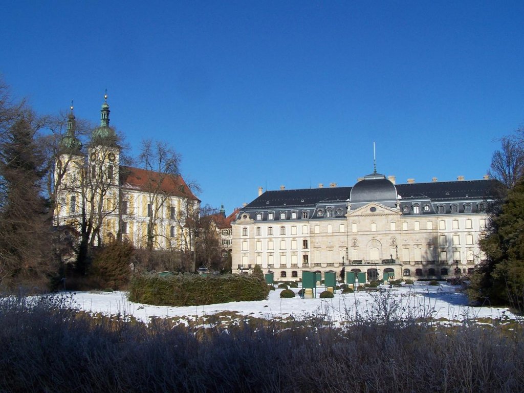 Schloss Frstenberg und Sankt-Johan Kirche. 27/12/09.