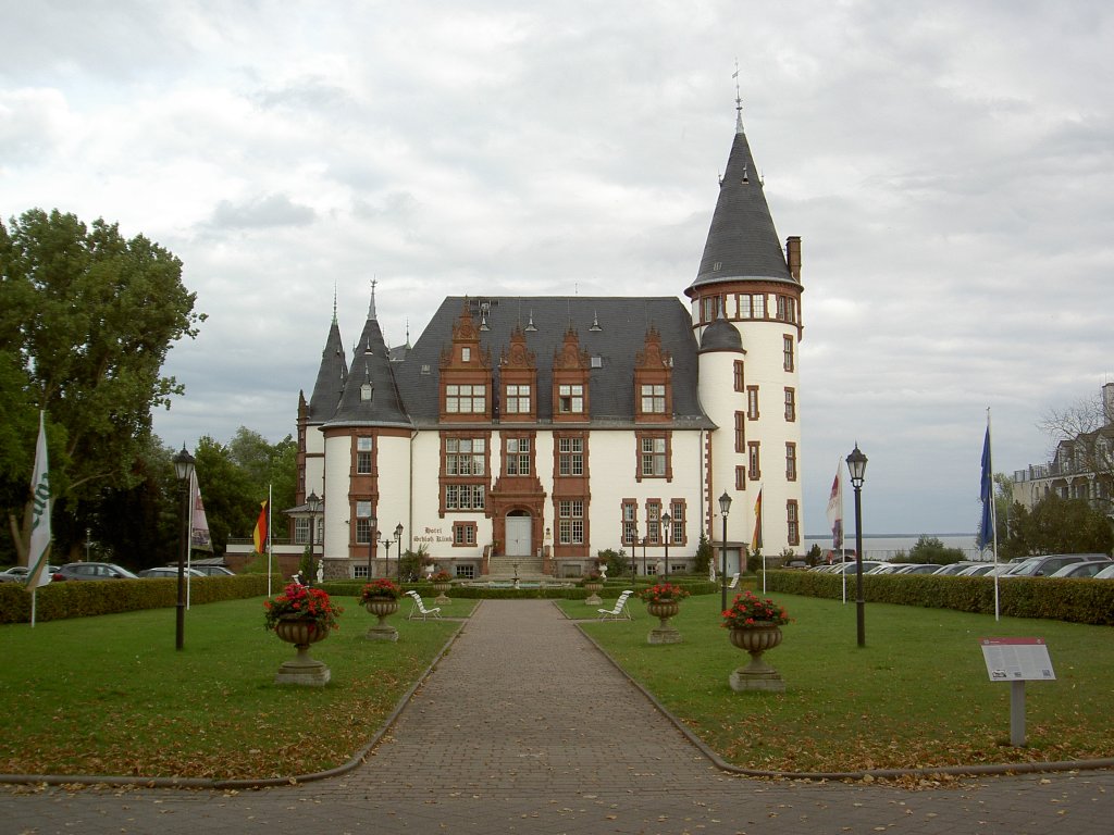 Schloss Klink, erbaut 1898 von Architekt Hans Grisebach, Neorenaissance, heute 
Schlosshotel (17.09.2012)