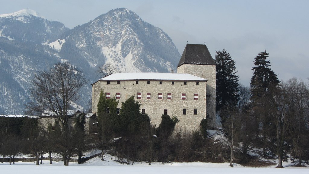 Schloss Lichtwehr, St. Gertraudi bei Brixlegg am 4.2.2012.