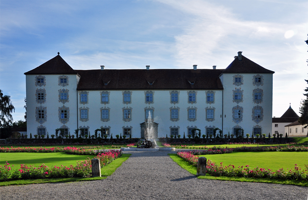 Schlo Zeil mit Parkanlage, Residenz der Frsten von Waldburg-Zeil, bei Leutkirch 16.07.2011