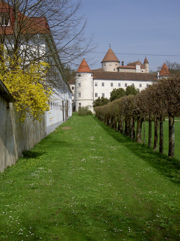 Schloßgarten von Schloß Schwertberg im Mühlviertel (21.04.2013)