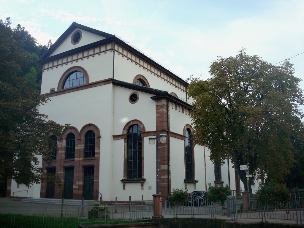 Schramberg im Schwarzwald, die dreischiffige Basilika Maria Himmelfahrt wurde von 1838-41 erbaut, von 1836-72 wirkte hier der bedeutende Kirchenmusiker und Komponist Joh.Baptist Braun, Okt.2010
