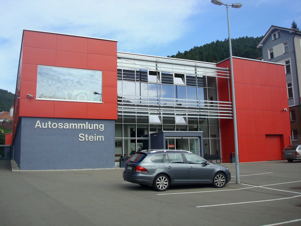 Schramberg im Schwarzwald, die private Autosammlung Steim zeigt seit 2007 auf 3000 Quadratmetern ber 100 Oldtimer in neuer, klimatisierter Halle, darunter absolute Raritten, Aug.2010 
