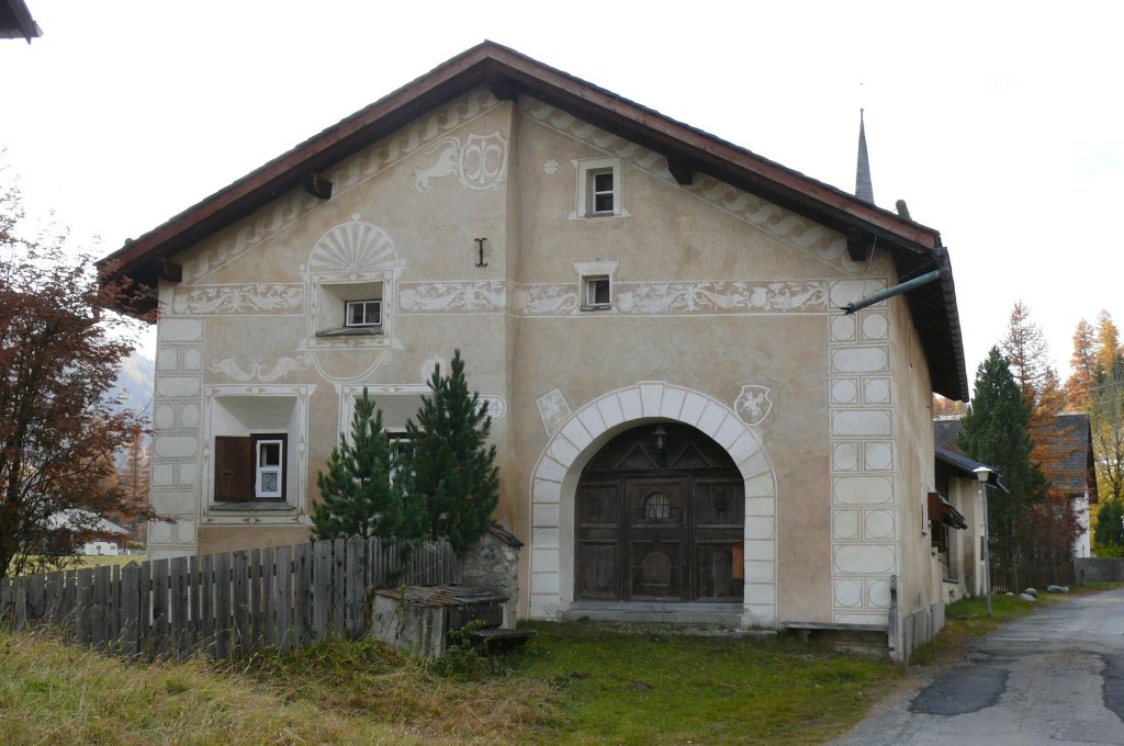 Schweiz - Engadiner-Haus in Cinuos-chel-Brail am 15.10.2008