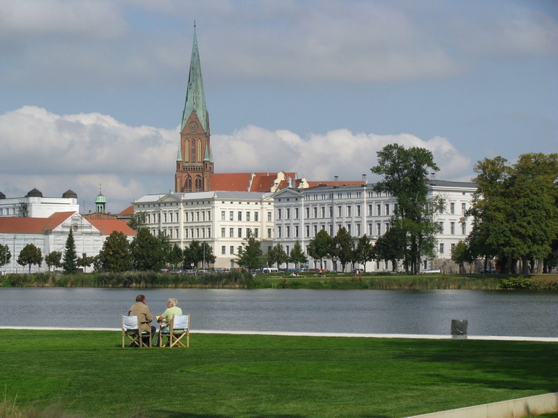 Schwerin [MV], Blick zum Dom und der Staatskanzlei zu Zeiten der BUGA, Schwerin 16.09.2009