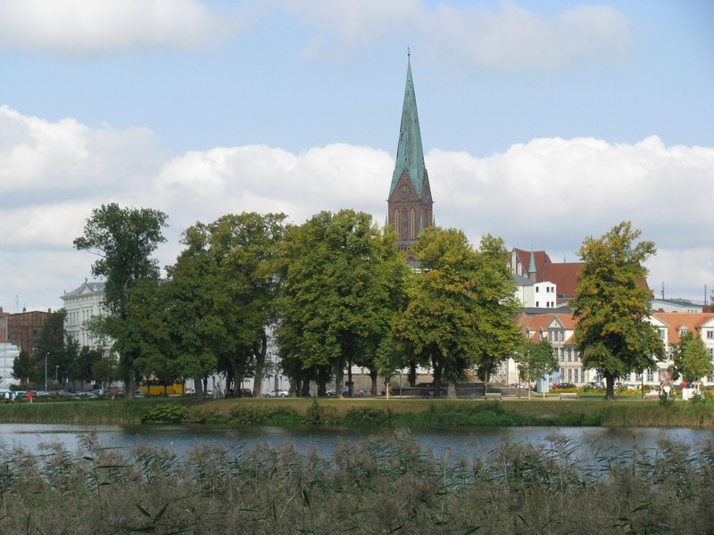 Schwerin [MV]; Burgsee mit Dom, Schwerin 16.09.2009