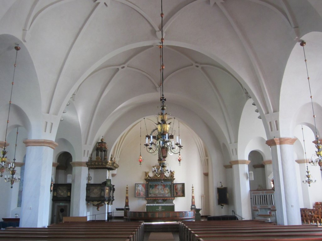 Skelleftea, Langschiff der St. Olav Kirche (07.07.2013)