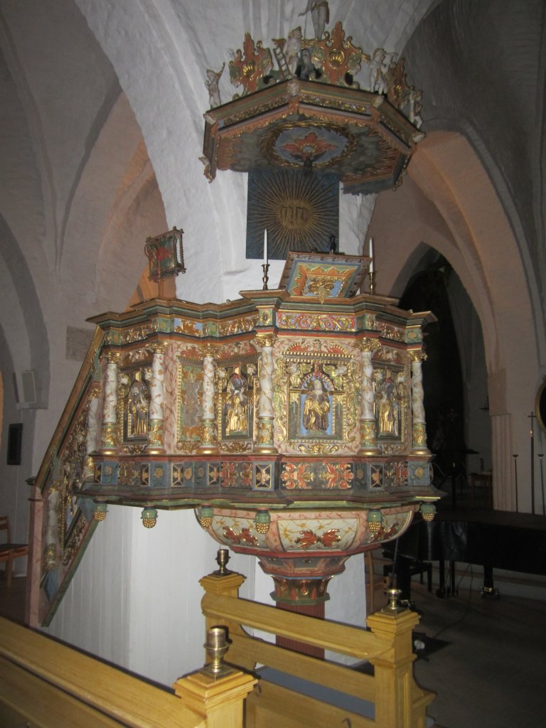Söderköping, Kanzel in der St. Laurentius Kirche (10.07.2013)