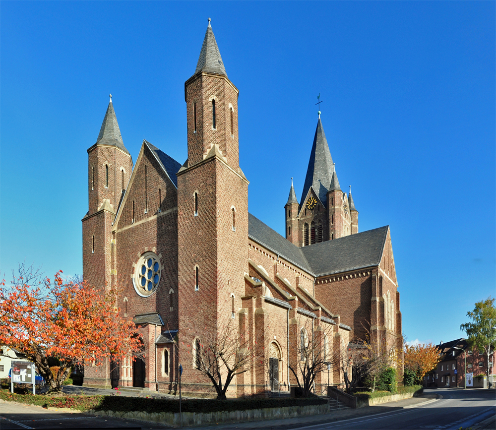 St. Arnold in Arnoldsweiler (Dren), neuromanische Kirche, 06.11.2012