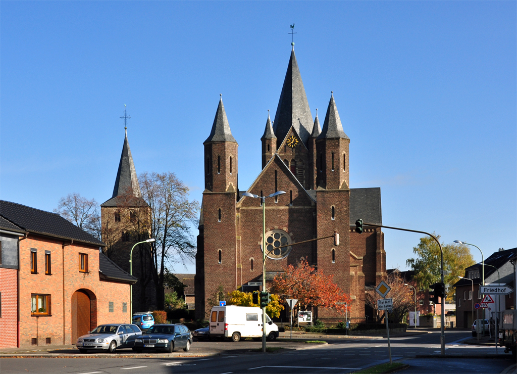 St. Arnold in Arnoldsweiler, neuromanische Kirche - 06.11.2012