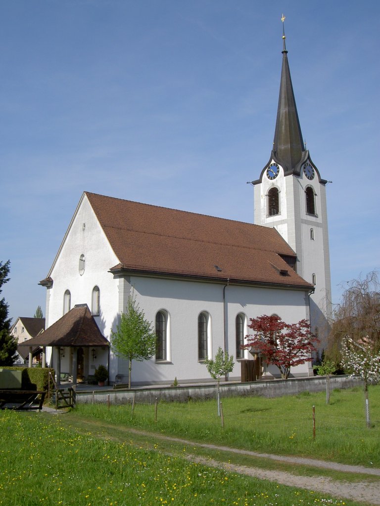 St. Margrethen, Ref. Kirche, erbaut 1804 von Johann Ulrich Haltiner, Saalbau 
mit Chorscheitelturm (29.04.2010)