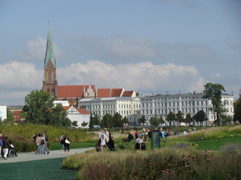 Staatskanzlei, Dom und Garten 21 des Jahrhunders -BUGA 2009-, Schwerin [16.09.2009]