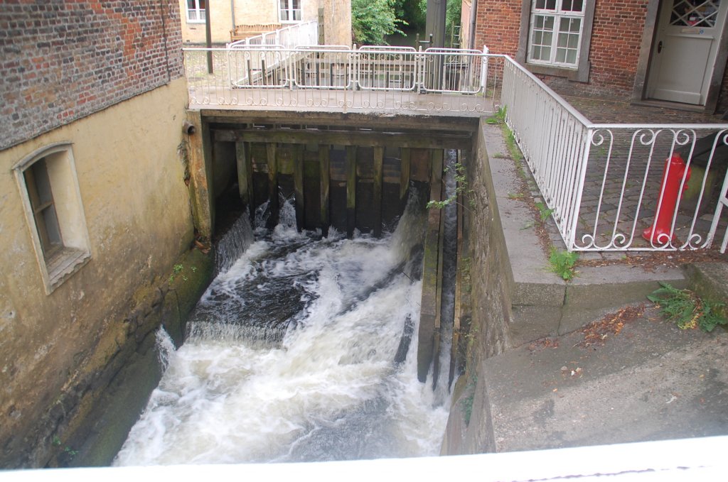 Stauwehr in Ribe, von der Fugngerzonenbrcke aus aufgenommen. 18.6.2011