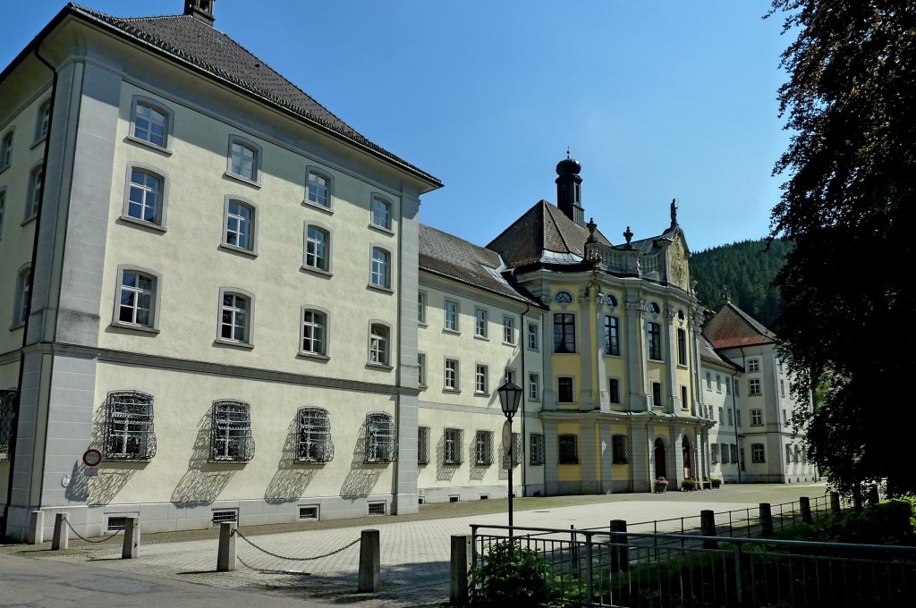 St.Blasien, das barocke Konventgebäude des ehemaligen Benediktinerklosters, erbaut 1728-34, Aug.2011