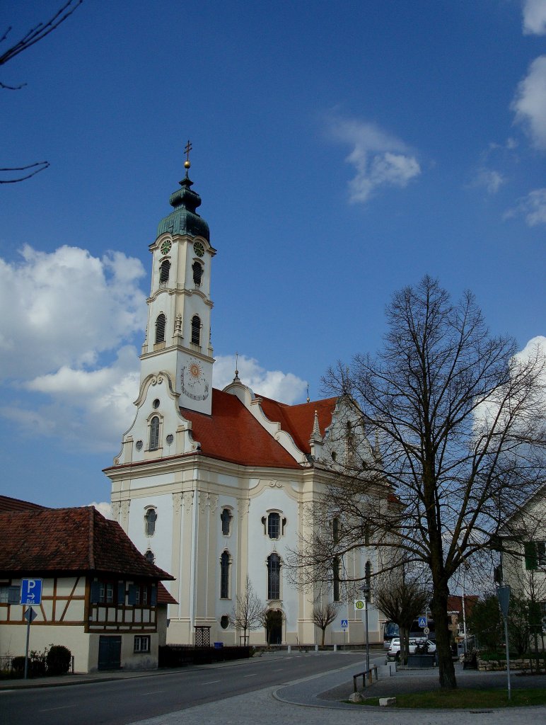 Steinhausen in Oberschwaben, Wallfahrtskirche St.Peter und Paul, die  Schönste Dorfkirche der Welt , erbaut 1728-31, April 2010