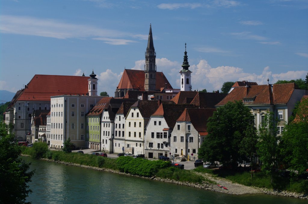 Steyr, Altstadt mit Marienkirche und gotischer St. gidien Kirche (05.06.2011)