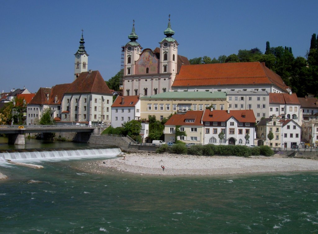 Steyr, Stadtteil Steyrdorf mit Brgerspitalkirche und Jesuitenkirche
St. Michael (06.05.2011)