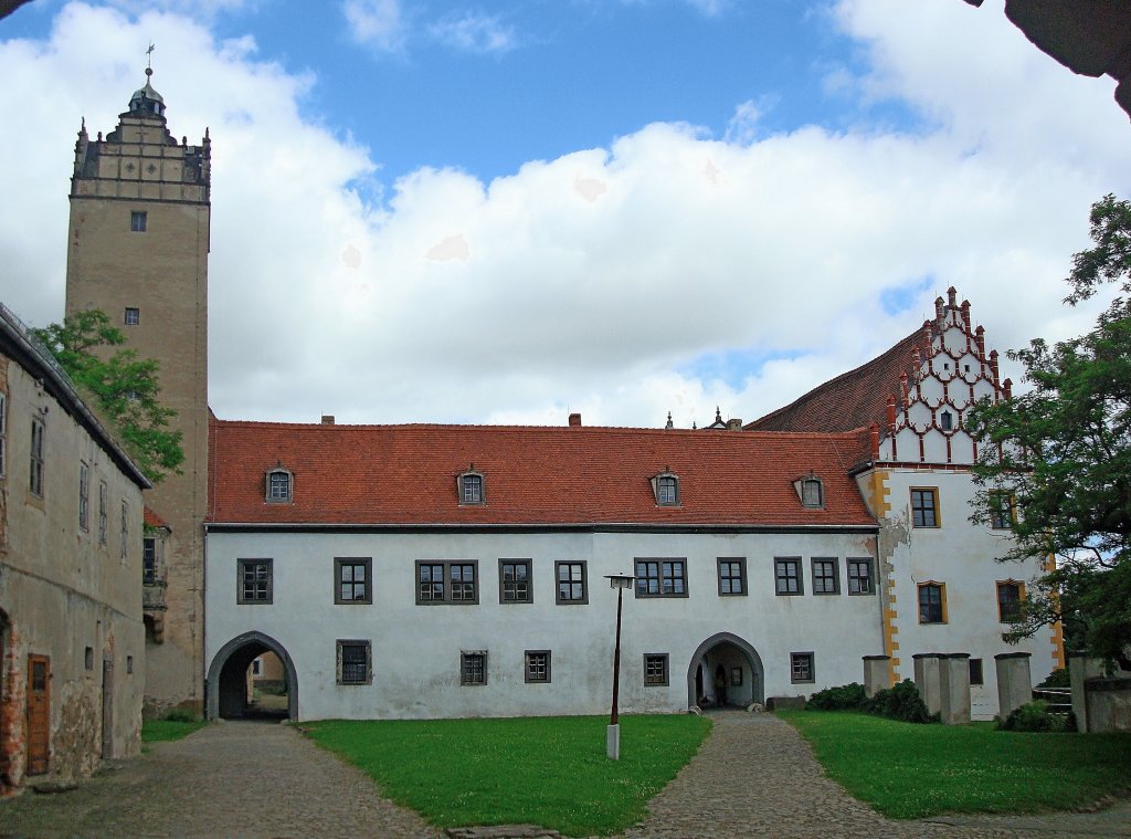 Strehla an der Elbe, die Burg wurde im 15. und 16.Jahrhundert zum Schlo umgebaut, Juni 2010