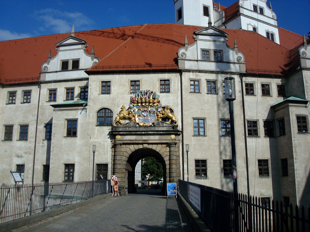 Torgau an der Elbe,
Eingang zum Schlo Hartenfels von der Stadt aus,
Juni 2010