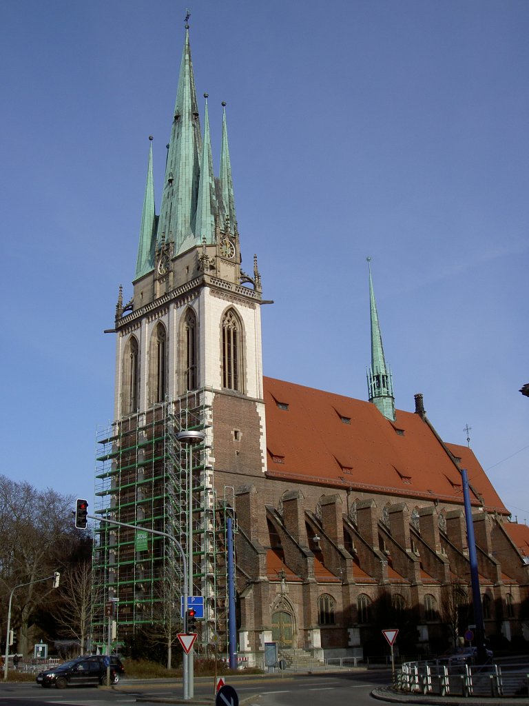 Ulm, St. Georg Kirche, ehemalige Garnisonskirche erbaut von 1902 bis 1904, 
Architekt Max Meckel (04.02.2012)
