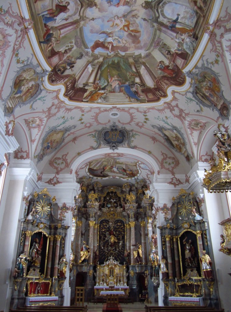 Velburg, Wallfahrtskirche Maria Himmelfahrt auf dem Habsberg, erbaut von 1763 bis 
1773, Kreis Neumarkt (18.02.2012)