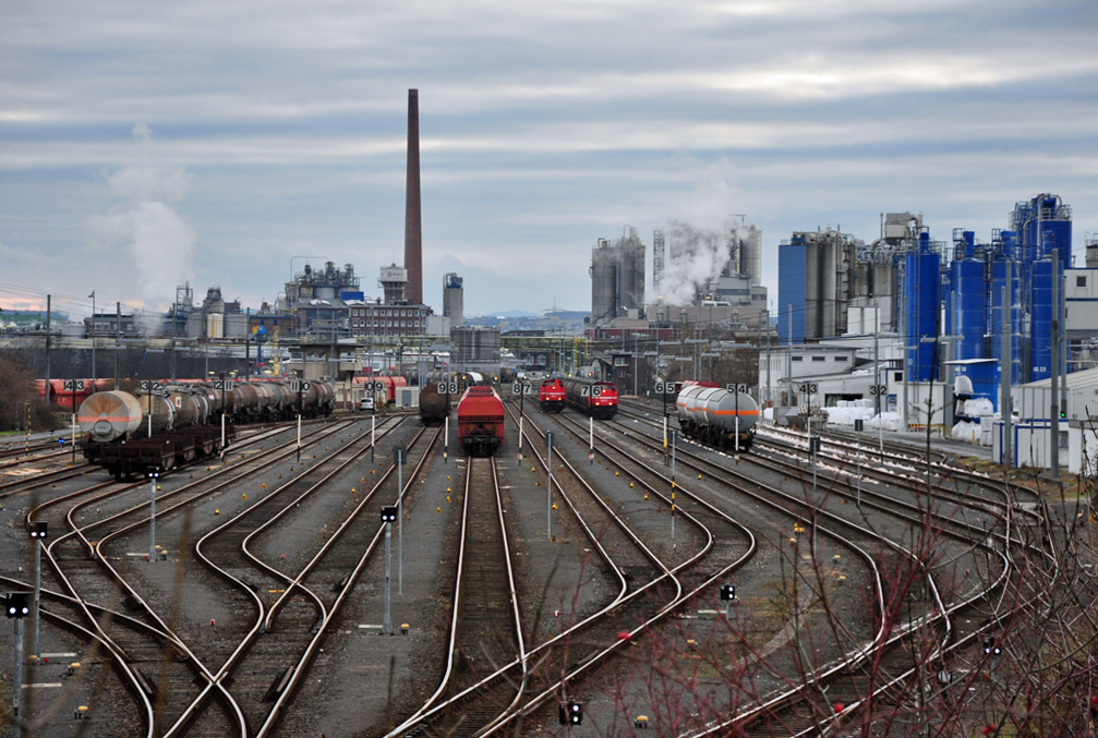 Verladegelnde/Industriegelnde, Rheinwerft und Raffinerie in Godorf-Wesseling - 15.01.2011