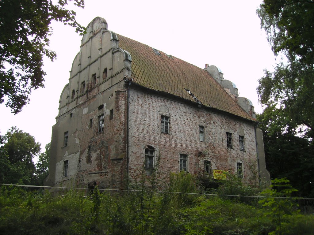 Verlassenes Historisches Haus in Gizycko im Sptsommer 2007!