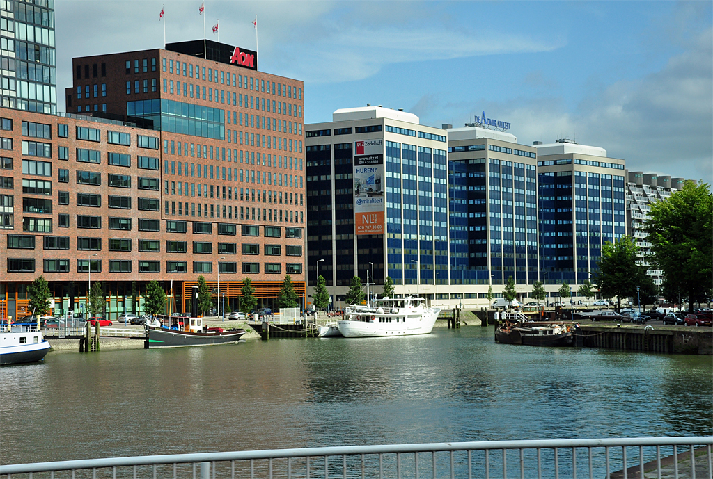 Verwaltungs- und Brohuser in der Rotterdamer Innenstadt - 15.09.2012