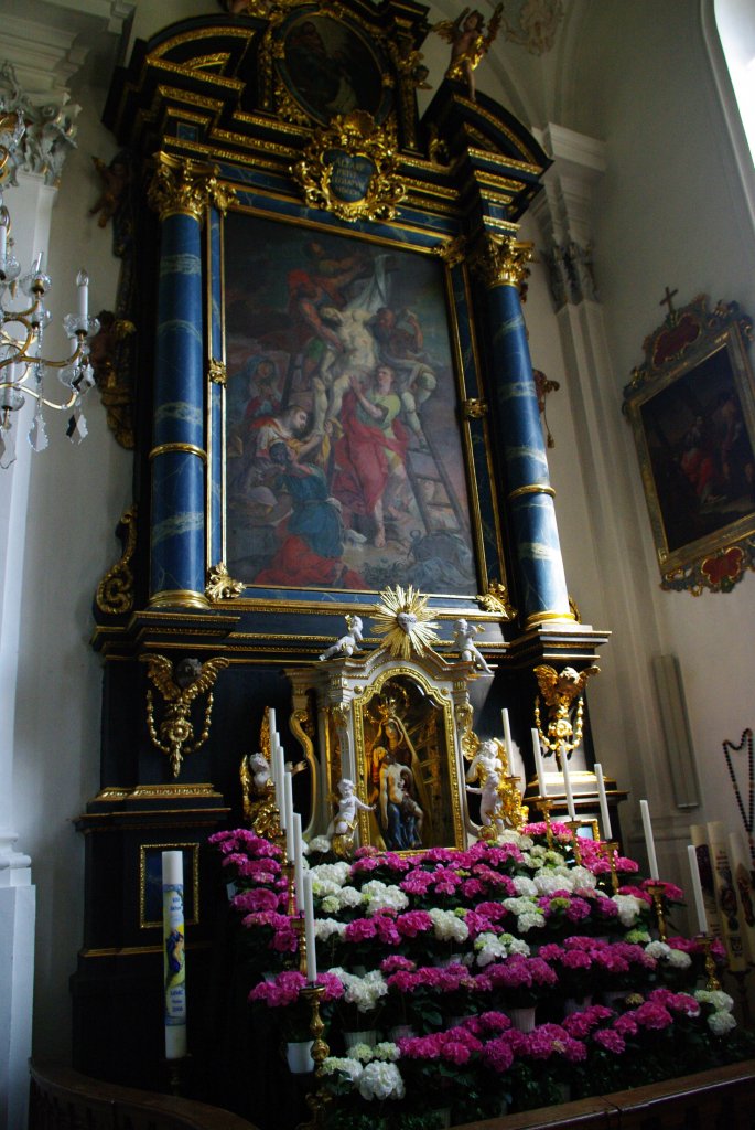 Violau, Wallfahrtskirche St. Michael, Gnadenaltar von 1729, ein 
Meisterwerk von Johann Georg Bergmller, Landkreis Augsburg (04.05.2011)