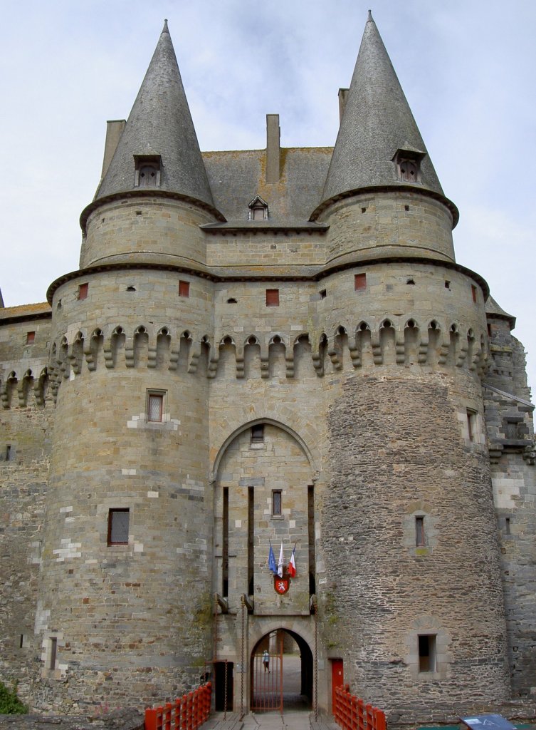 Vitre, Chateau Chatelet aus dem 14. JH (04.07.2008)