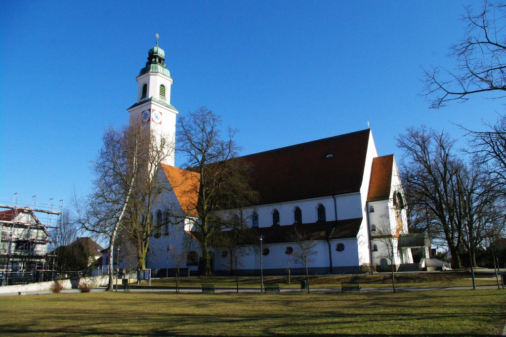 Vhringen, Pfarrkirche St. Michael, erbaut 1913, Landkreis Neu-Ulm 
(07.03.2011)