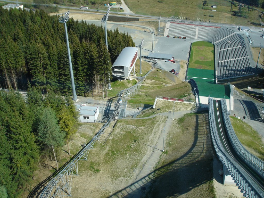  Vogtlandarena  bei Klingental,
Blick vom Anlaufturm,
2007