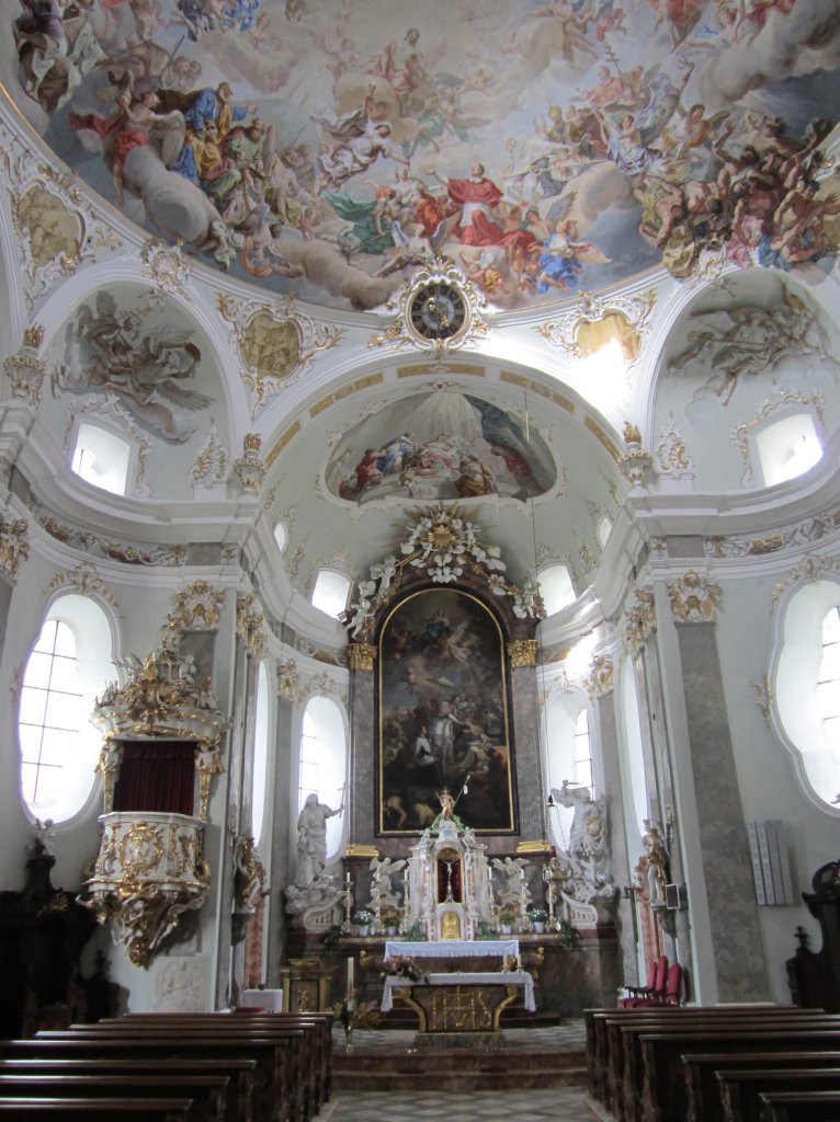Volders, Hochalter der St. Karl Borromus Kirche (01.05.2013)