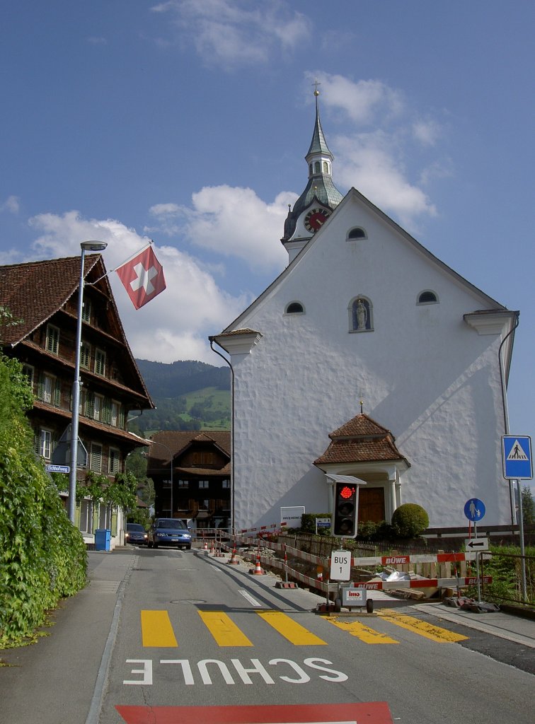 Walchwil, Kath. Kirche St. Johannes der Tufer, erbaut von 1836 bis 1838 (11.08.2012)