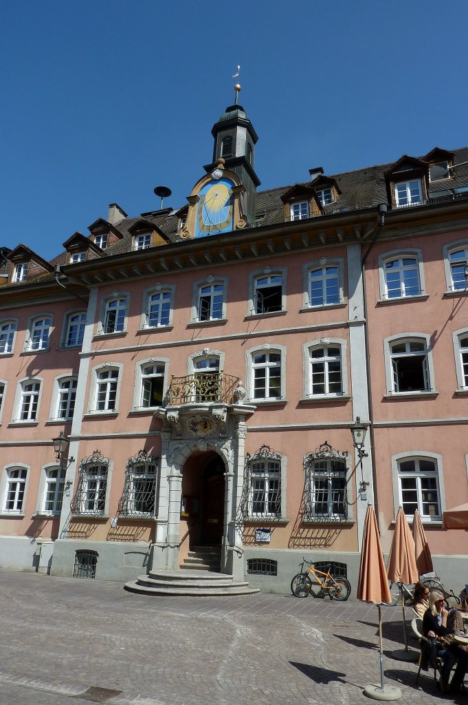 Waldshut am Hochrhein, das Rathaus von 1766, Baumeister war Ferdinand Weizenegger, Mai 2011