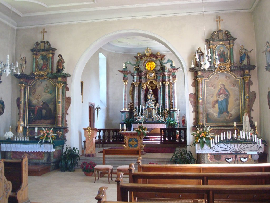 Wallfahrtskapelle auf dem Litzelberg bei Sasbach/Rhein,
die Innenansicht,
April 2010