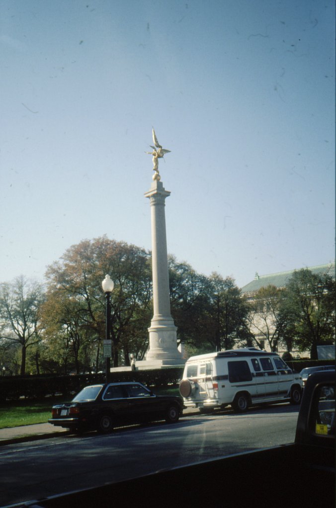 Washington D.C., 1th Division Memorial, State Place (3.11.1990)