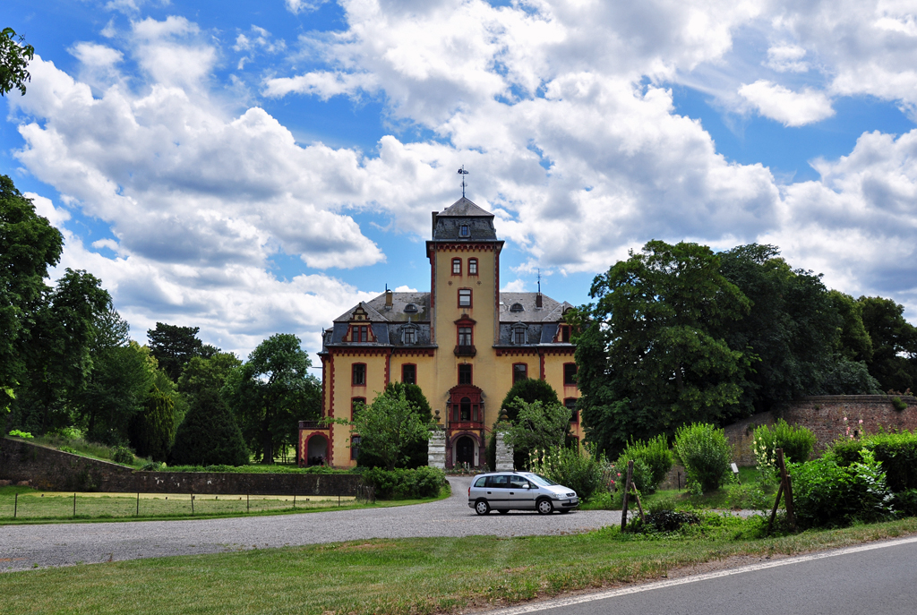 Wasserburg in Wachendorf zwischen Bad-Mnstereifel und Euskirchen - 09.07.2011