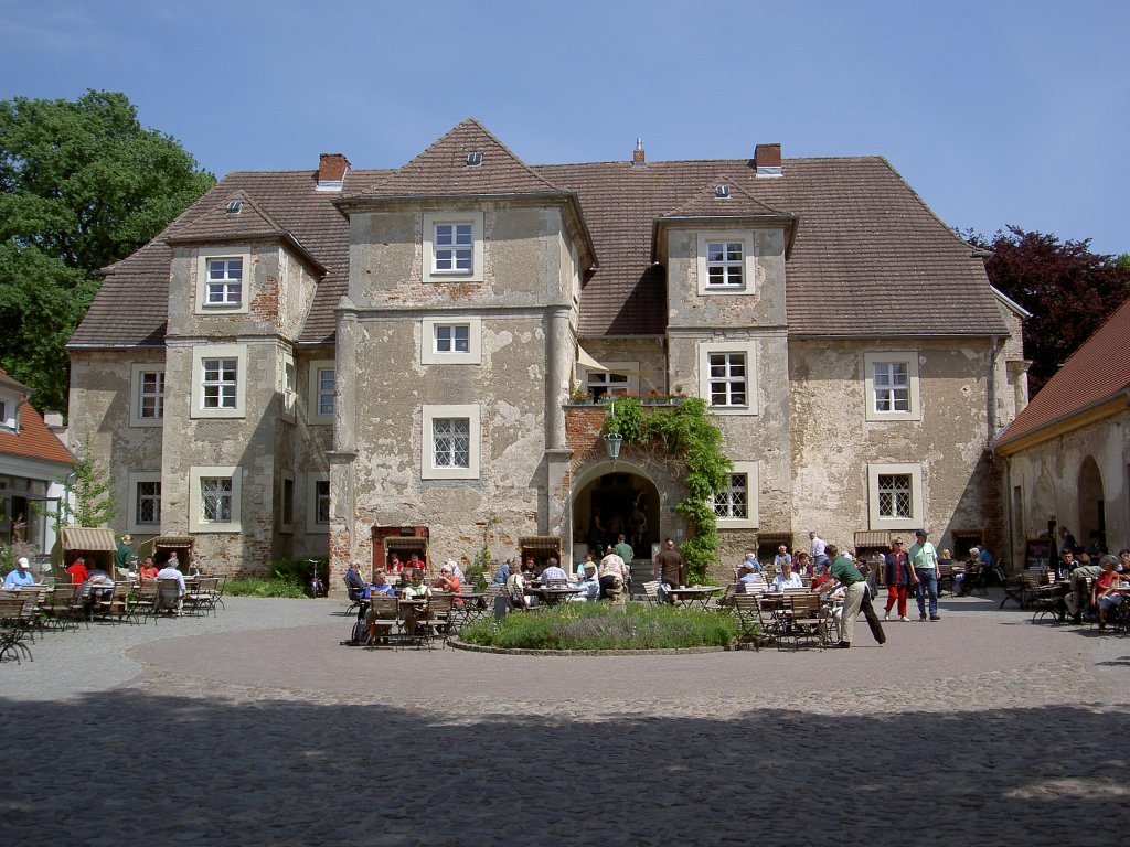 Wasserschloss Mellenthin, erbaut von 1575 bis 1580 durch Antonio Wilhelmi, Insel Usedom (23.05.2012)