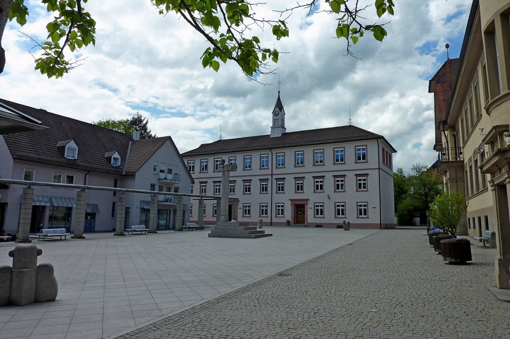 Wehr, Blick ber den Schulplatz zur Talschule, Mai 2012