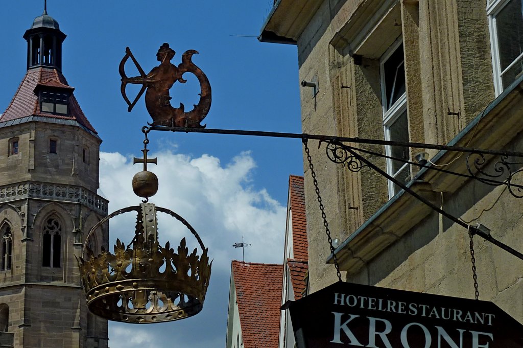 Weienburg in Bayern, Hotelrestaurant  Krone , mit ber 500jhriger Tradition, Mai 2012
