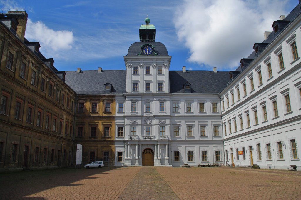 Weienfels, Schloss Neu-Augustusburg, erbaut ab 1660 durch Erzbischof August 
von Magdeburg, heute Stadtmuseum (18.07.2011)